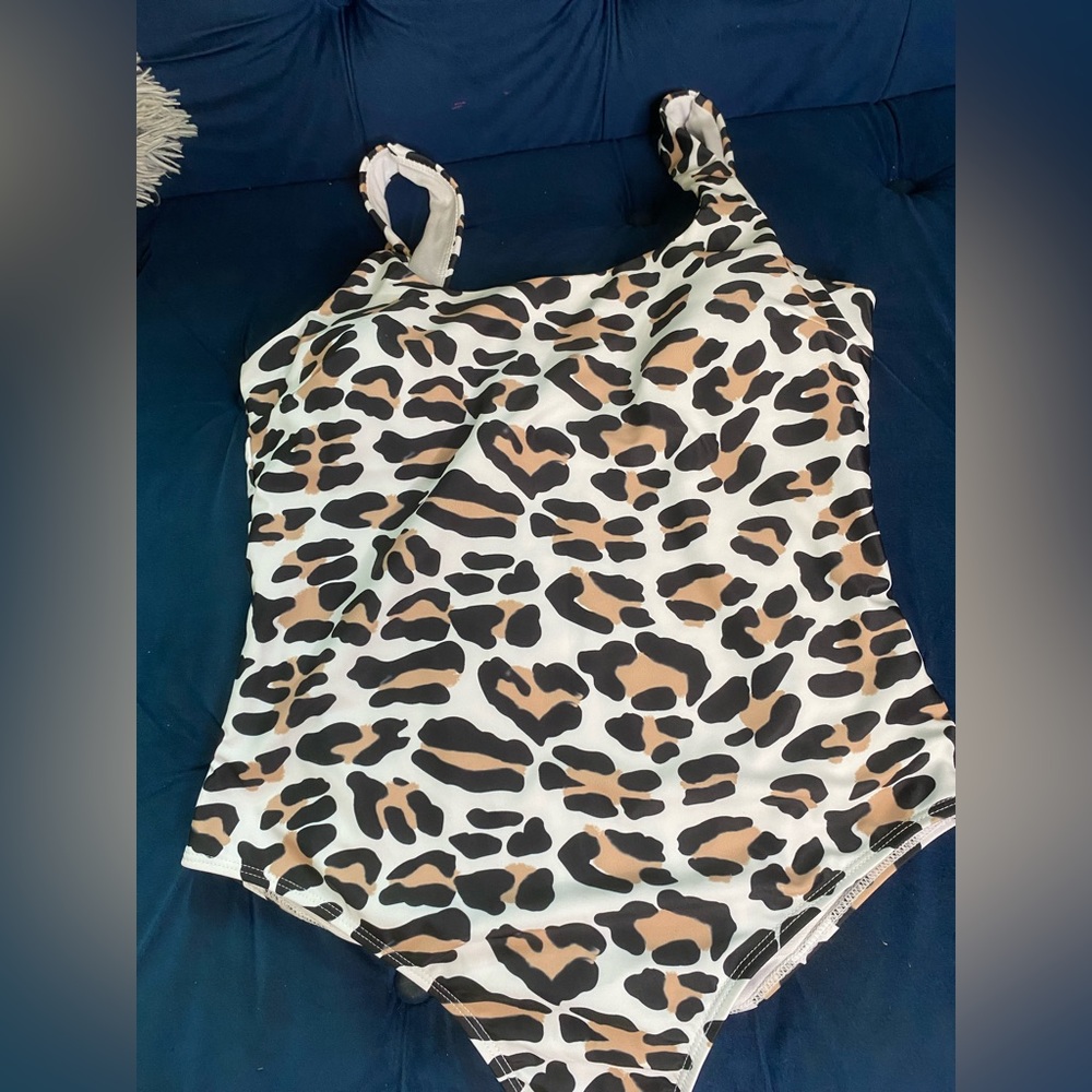 Bathing suit
